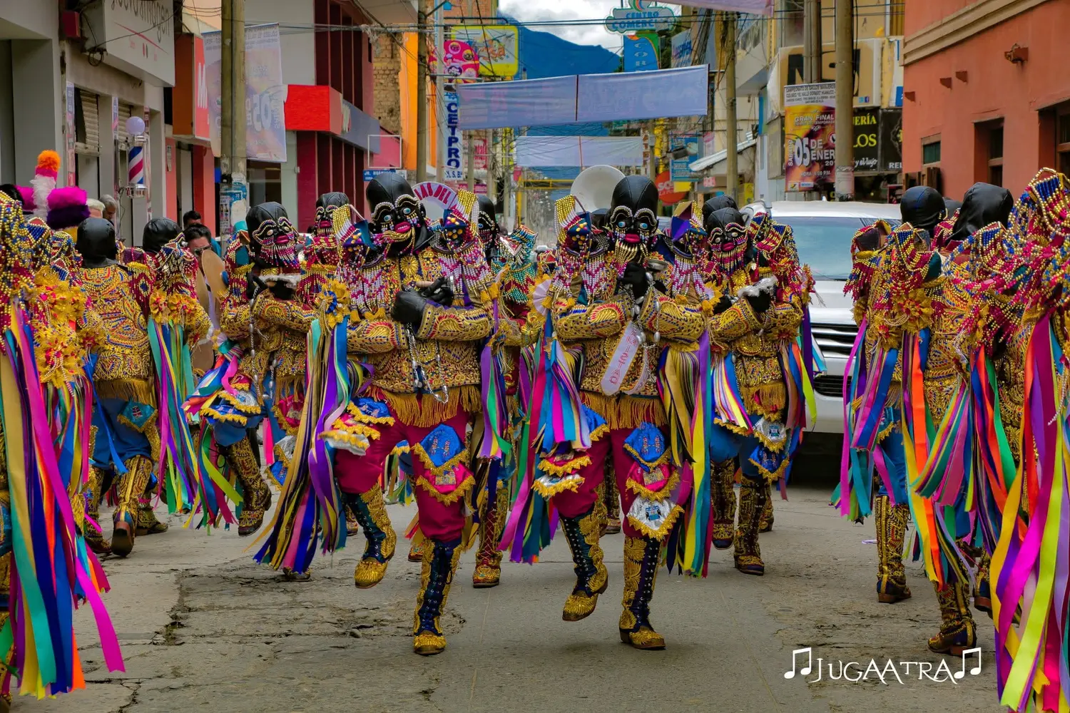Cuadrilla de danzantes de los Negritos de Huánuco